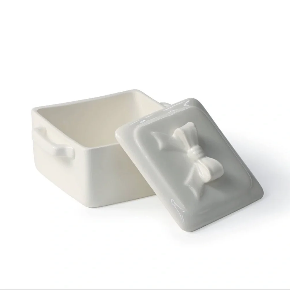 Target charm ceramic